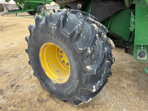 Image of John Deere S7 800 equipment image 3
