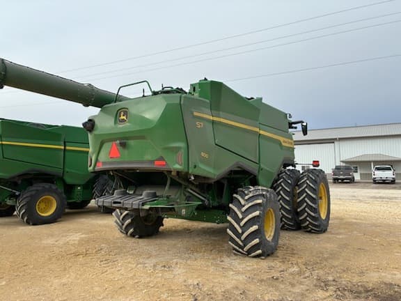 Image of John Deere S7 800 equipment image 4