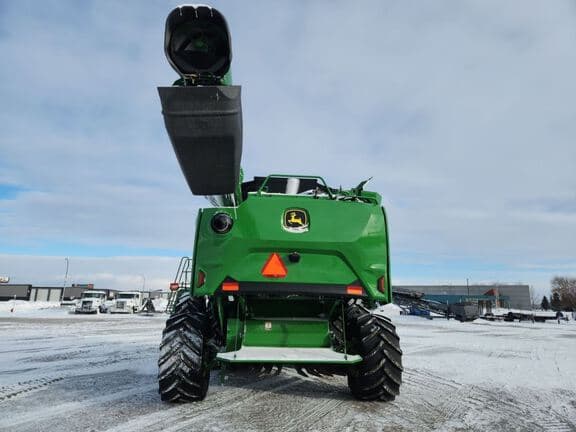 Image of John Deere S7 800 equipment image 3