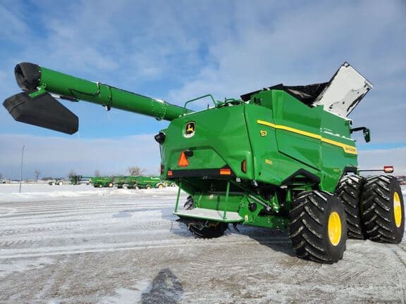 Image of John Deere S7 800 equipment image 4