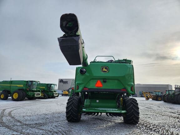 Image of John Deere S7 800 equipment image 3