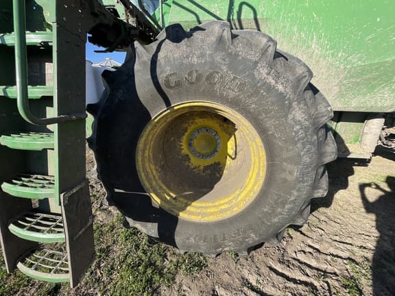 Image of John Deere S7 800 equipment image 3