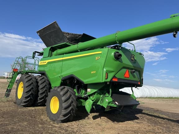 Image of John Deere S7 800 equipment image 1