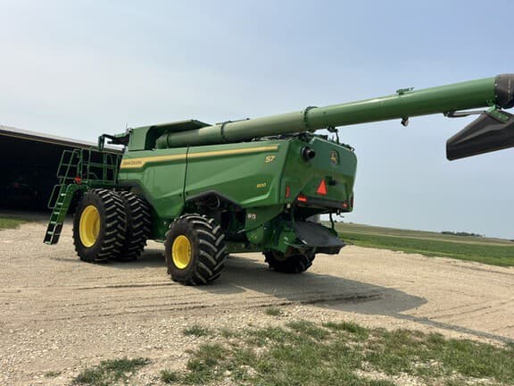 Image of John Deere S7 800 equipment image 3