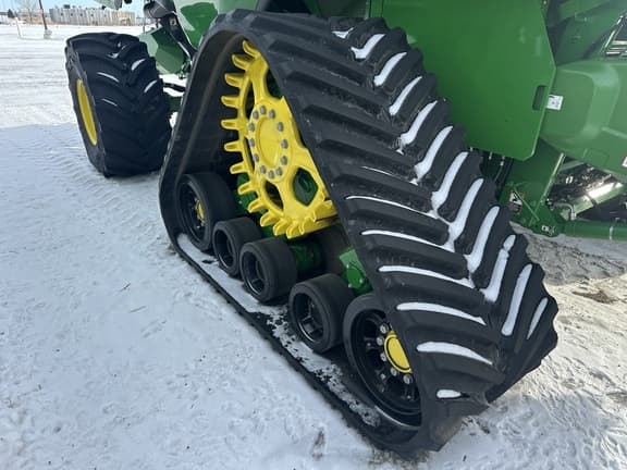 Image of John Deere S7 800 equipment image 4