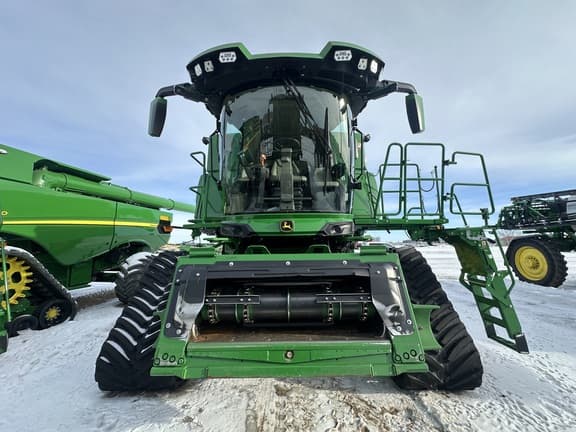 Image of John Deere S7 800 equipment image 3