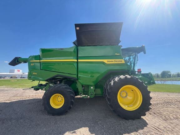 Image of John Deere S7 800 equipment image 1