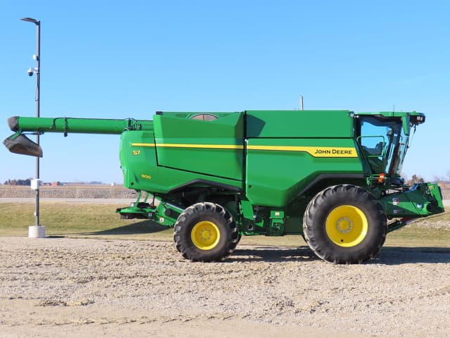 Image of John Deere S7 800 equipment image 4