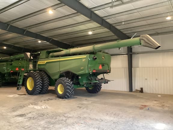 Image of John Deere S7 800 equipment image 4