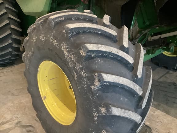 Image of John Deere S7 800 equipment image 2