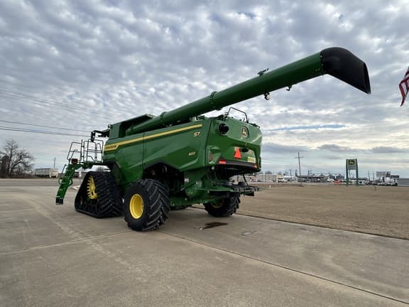 Image of John Deere S7 800 equipment image 4