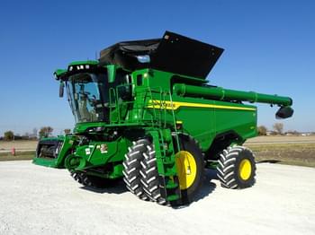 2025 John Deere S7 800 Equipment Image0