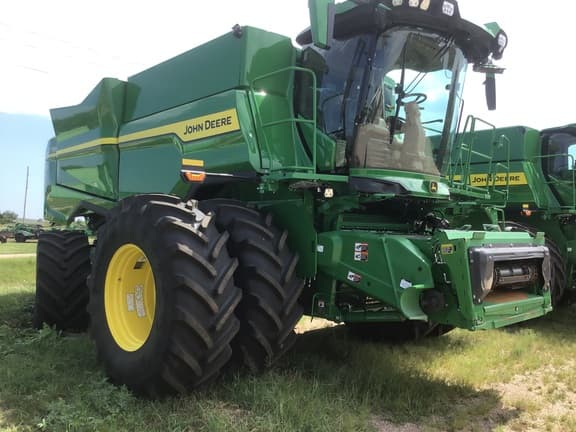 Image of John Deere S7 800 Primary Image