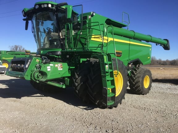 2025 John Deere S7 800 Equipment Image0