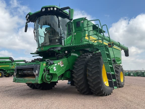 2025 John Deere S7 800 Equipment Image0