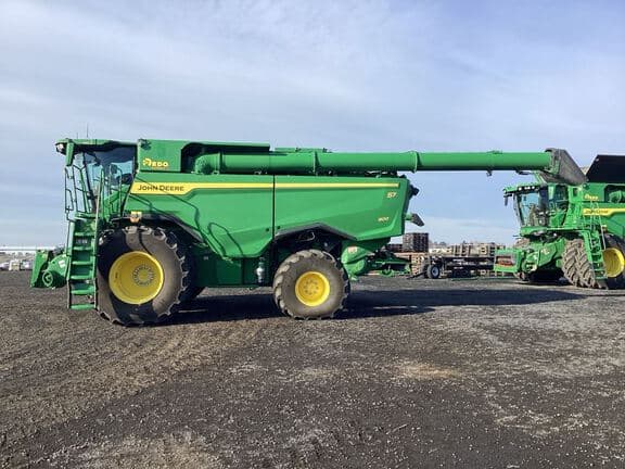 Image of John Deere S7 800 equipment image 1