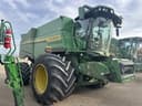 2025 John Deere S7 800 Image