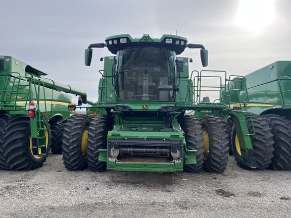 Image of John Deere S7 800 equipment image 3