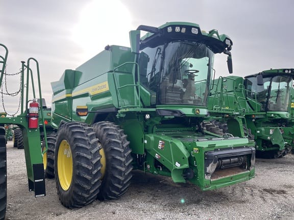 2025 John Deere S7 800 Equipment Image0