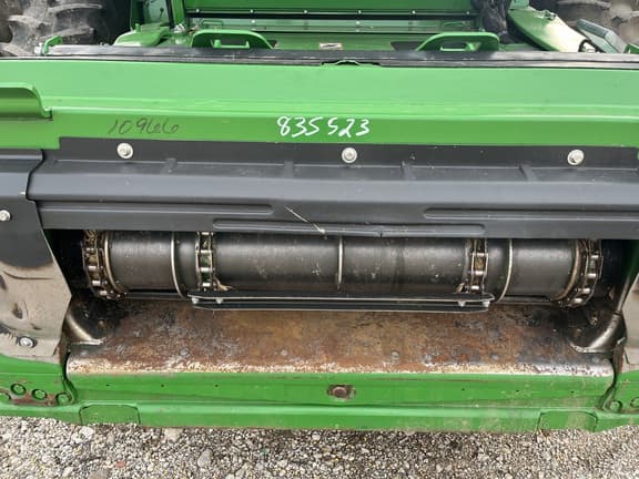 Image of John Deere S7 800 equipment image 2