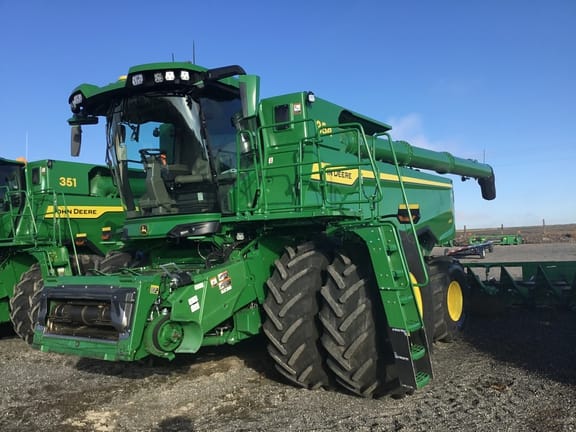 2025 John Deere S7 800 Equipment Image0