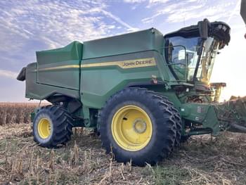 2025 John Deere S7 800 Equipment Image0
