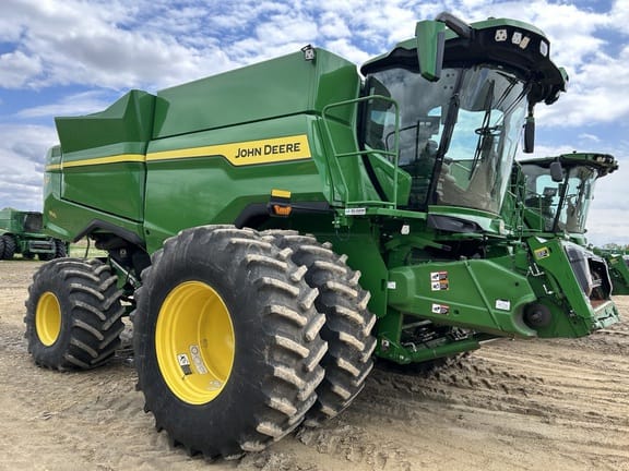 2025 John Deere S7 800 Equipment Image0