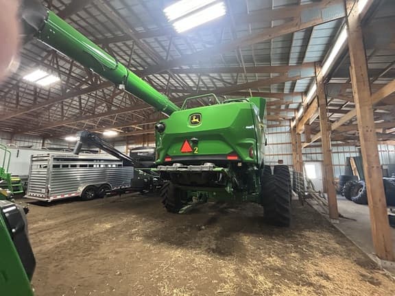 Image of John Deere S7 800 equipment image 4