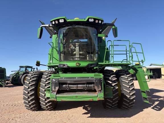 Image of John Deere S7 800 equipment image 2