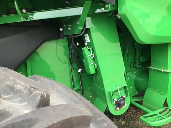 Image of John Deere S7 800 equipment image 3