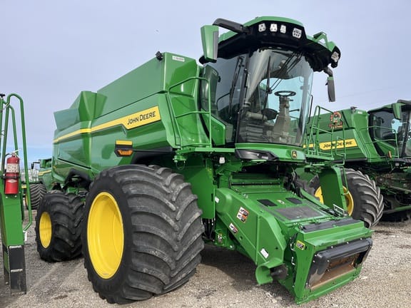 2025 John Deere S7 800 Equipment Image0