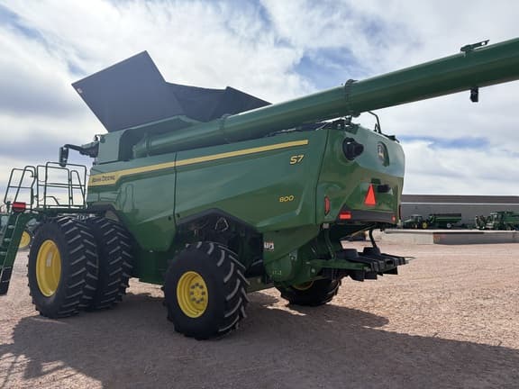 Image of John Deere S7 800 equipment image 3