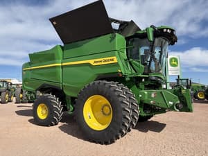 2025 John Deere S7 800 Image