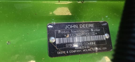 Image of John Deere S7 800 equipment image 2