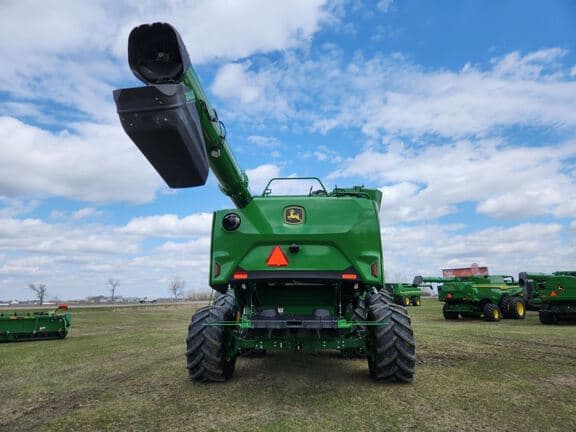 Image of John Deere S7 800 equipment image 3