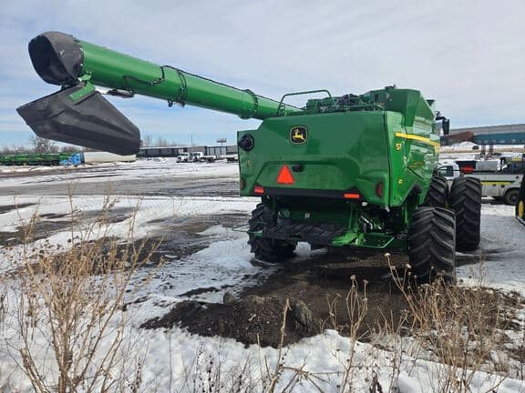 Image of John Deere S7 800 equipment image 2