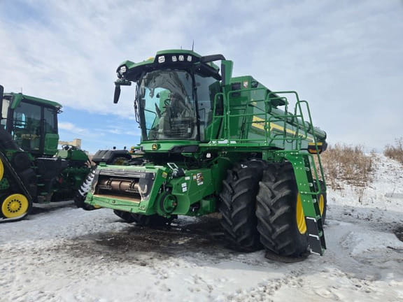 2025 John Deere S7 800 Equipment Image0