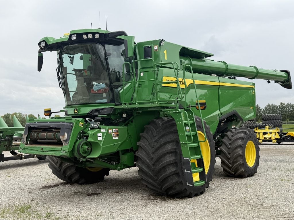 2025 John Deere S7 800 Equipment Image0