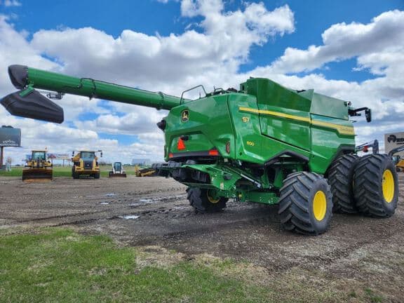 Image of John Deere S7 800 equipment image 4