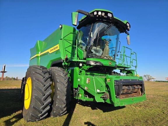 Image of John Deere S7 800 Primary image