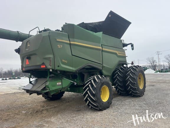 Image of John Deere S7 800 equipment image 3