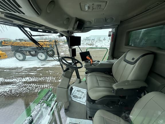 Image of John Deere S7 800 equipment image 4