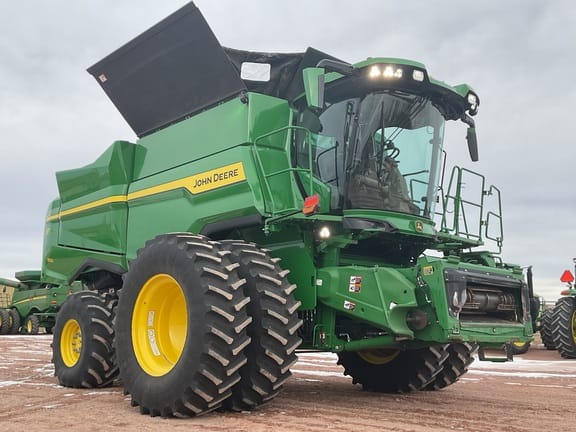 2025 John Deere S7 800 Equipment Image0