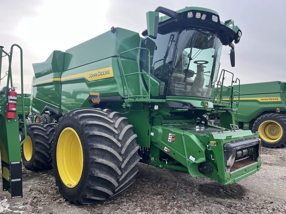 2025 John Deere S7 800 Equipment Image0