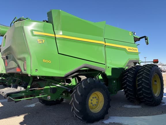 Image of John Deere S7 800 equipment image 3