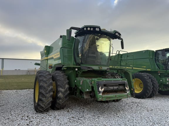 2025 John Deere S7 800 Equipment Image0