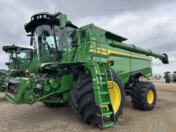 2025 John Deere S7 800 Equipment Image0