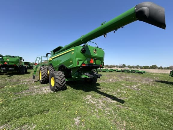 Image of John Deere S7 800 equipment image 3