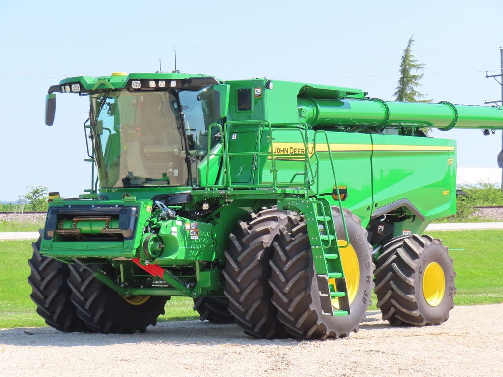 2025 John Deere S7 800 Equipment Image0
