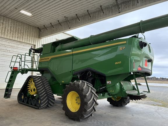 Image of John Deere S7 800 equipment image 3